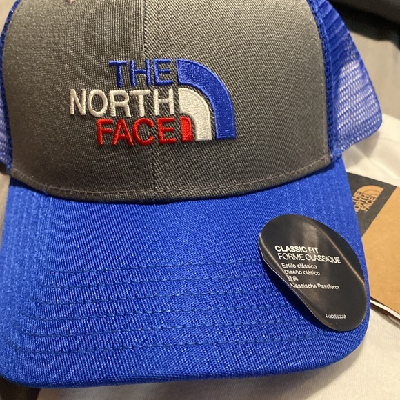 The  North  Face . - Picture 2 of 7